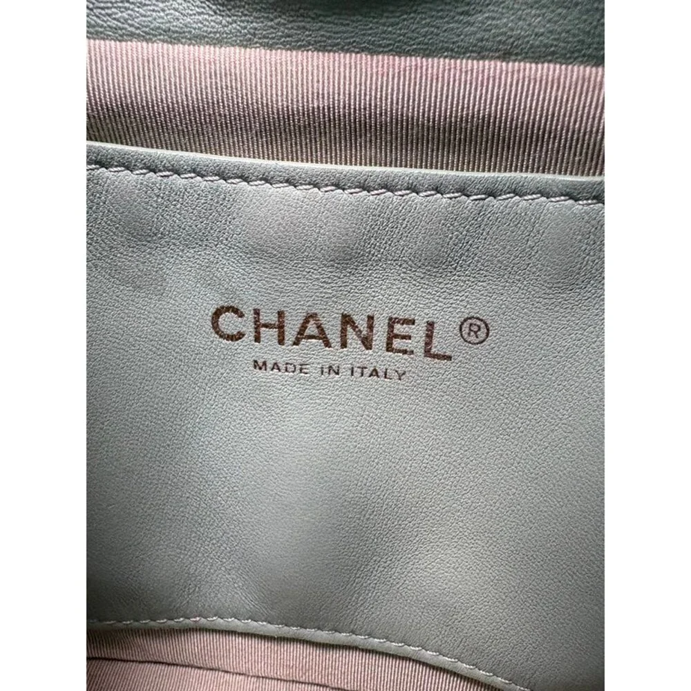 CHANEL Green Caviar Drawstring Bucket Bag AGHW